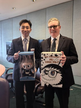 泡泡玛特欧洲总部落子英国伦敦