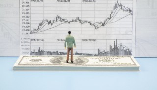 如何理解期货不能随时出金的情况？这种情况有什么影响？