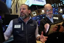 尾盘：纳指上涨560点 谷歌领涨科技股