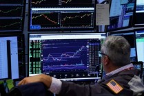 开盘：美股周二开盘涨跌不一 科技股跌幅领先