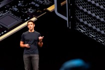 硅谷为何热议苹果CEO继任者之争？