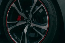 新手买车应该优先考虑哪些因素？