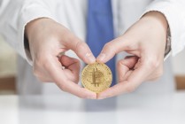 黄金与比特币哪个更适合投资？