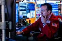 11月7日收盘：美股周四收跌纳指跌逾400点 AI板块再遭抛售