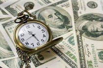 美股新高再次近在咫尺，除了美联储还需要看这个因素