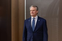 美银CEO：预计特朗普关税局势将开始降温