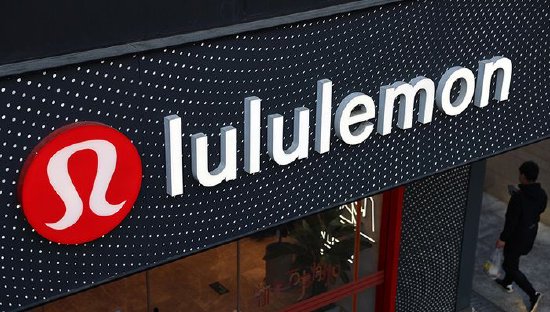 关税威胁叠加经济衰退担忧 Lululemon股价暴跌15%  第2张 关税威胁叠加经济衰退担忧 Lululemon股价暴跌15%  第2张