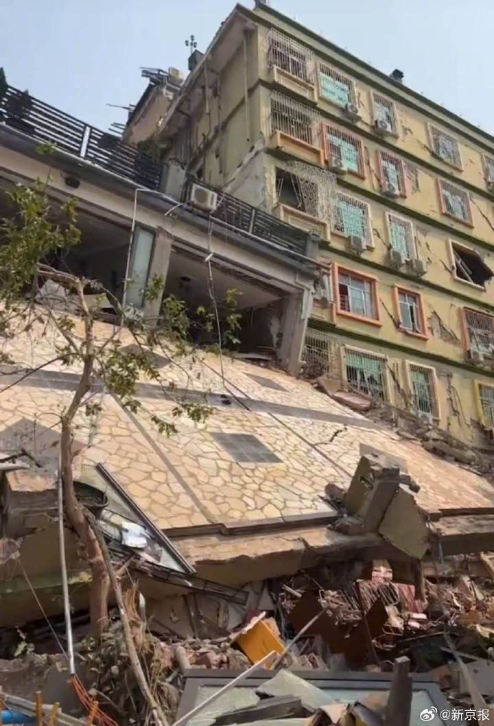 亲历者讲述缅甸震后一夜:多人受伤失联,救援急需大型机械设备  第1张 亲历者讲述缅甸震后一夜:多人受伤失联,救援急需大型机械设备  第1张