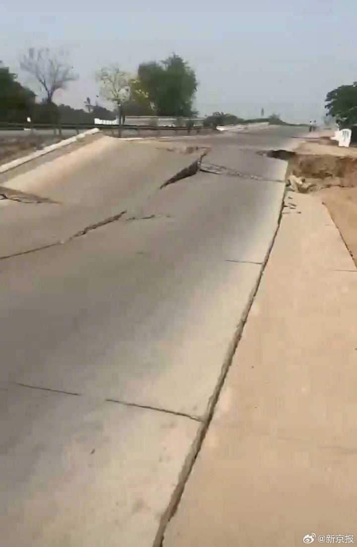 亲历者讲述缅甸震后一夜:多人受伤失联,救援急需大型机械设备  第5张 亲历者讲述缅甸震后一夜:多人受伤失联,救援急需大型机械设备  第5张