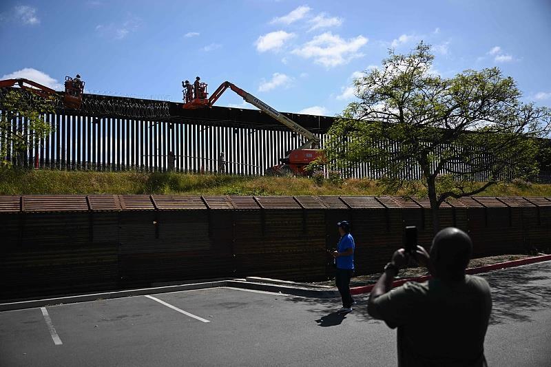 美官员:本届政府已驱逐13.9万名无证移民  第1张 美官员:本届政府已驱逐13.9万名无证移民  第1张