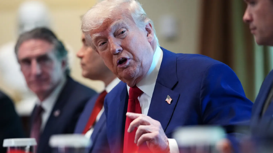 特朗普:还会将第二季度GDP问题再次归咎于拜登  第1张 特朗普:还会将第二季度GDP问题再次归咎于拜登  第1张