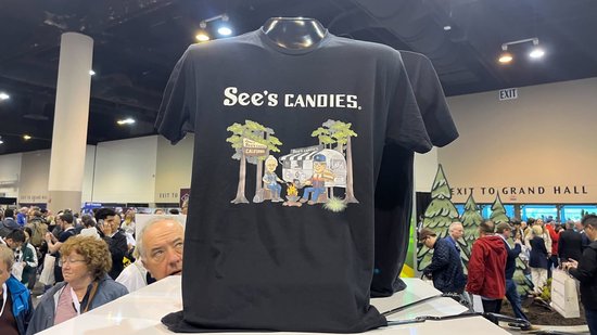 巴菲特:近两万人参加了股东大会,人数创历史新高  第1张 巴菲特:近两万人参加了股东大会,人数创历史新高  第1张