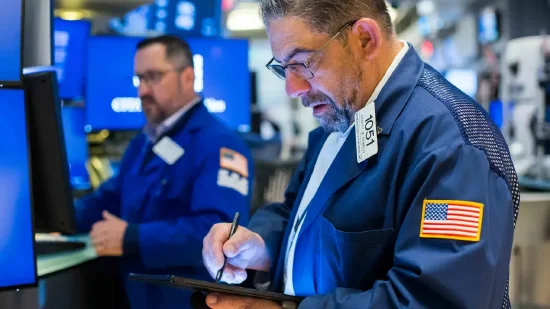 收盘:美股收跌道指跌390点 关税不确定性令股指承压  第1张 收盘:美股收跌道指跌390点 关税不确定性令股指承压  第1张