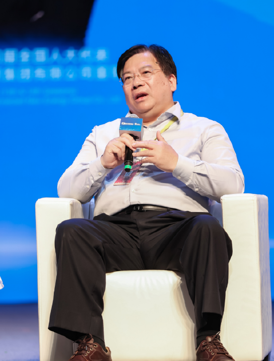 沈坤荣:在发展智能技术时,需加强风险管控  第1张 沈坤荣:在发展智能技术时,需加强风险管控  第1张