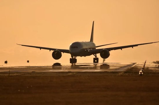 战投何时来?复飞何时定?欠薪何时发?幸福航空管理层如是回应  第1张 战投何时来?复飞何时定?欠薪何时发?幸福航空管理层如是回应  第1张