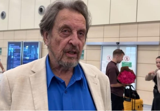 敏感时刻,马斯克父亲在莫斯科表态:儿子与特朗普的“口水仗”是个错误  第1张 敏感时刻,马斯克父亲在莫斯科表态:儿子与特朗普的“口水仗”是个错误  第1张