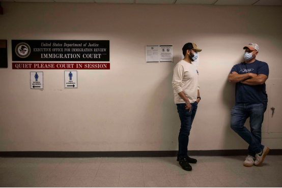 洛杉矶骚乱后，特朗普再发声：抗议活动中将不允许佩戴口罩  第2张