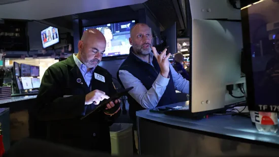 午盘:美股涨跌不一 芯片股拖累纳指下跌  第1张 午盘:美股涨跌不一 芯片股拖累纳指下跌  第1张