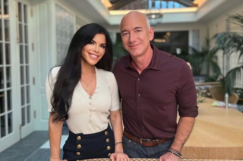 超级富豪贝索斯下周举办二婚典礼 料将直面愤怒的威尼斯人  第1张 超级富豪贝索斯下周举办二婚典礼 料将直面愤怒的威尼斯人  第1张