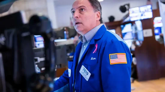 开盘:美股周一高开 标普指数再创历史新高  第1张 开盘:美股周一高开 标普指数再创历史新高  第1张