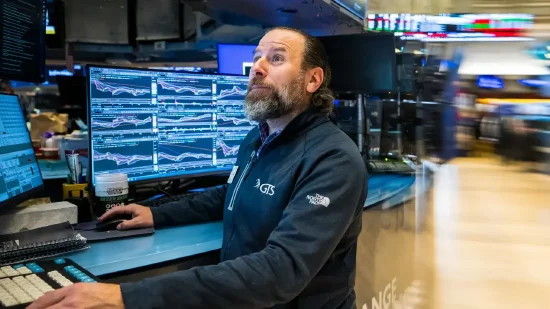 2月21日收盘:美股周五收高 特朗普全球关税被驳回 第1张 2月21日收盘:美股周五收高 特朗普全球关税被驳回 第1张