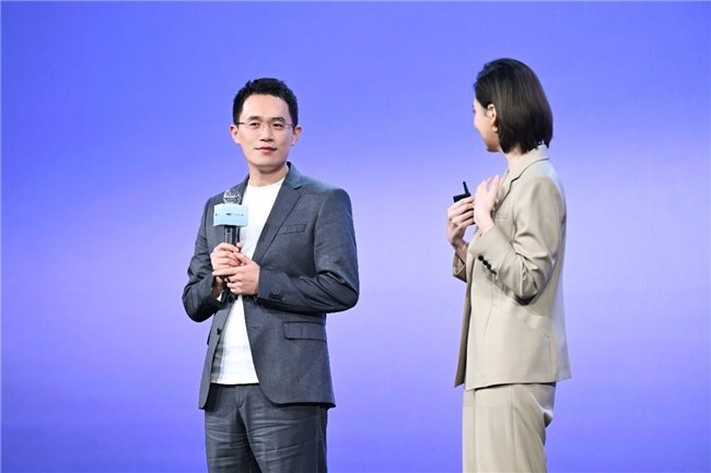 4小时卖超1.2万张，王腾这次“劝睡”效果不错  第1张